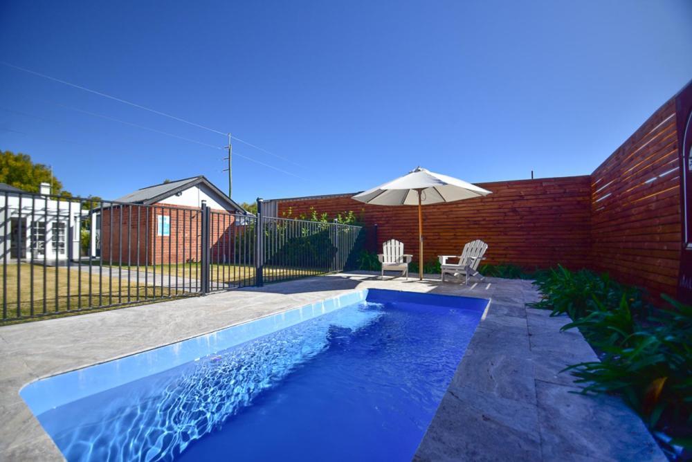 Macleay Cottage With Plunge Pool And Local Arts Dubbo Bagian luar foto